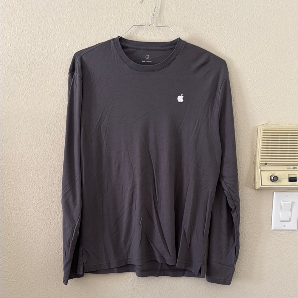 Apple Gray Long Sleeve Tee for Effortless Style